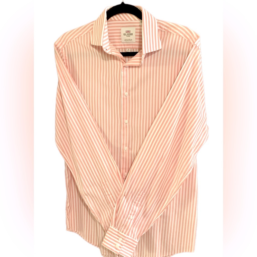 Ben Sherman, L Dress Shirt-Fabric is textured. 100% cotton. Excellent condition!